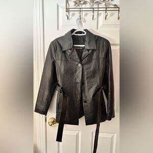 New  without the tag women leather jacket